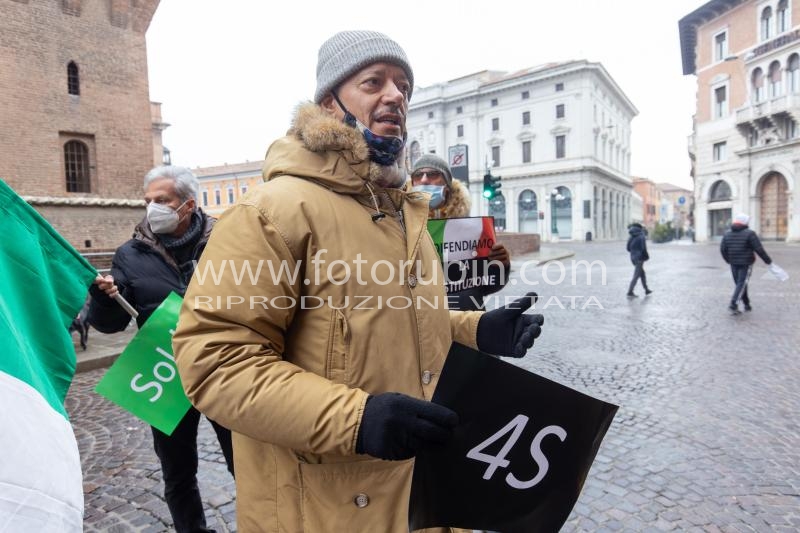 ALBERTO FERRETTI
MANIFESTAZIONE PROTESTA RISTORANTI RISTORATORI CONTRO  DPCM GOVERNO COVID COVID19 CORONAVIRUS FERRARA