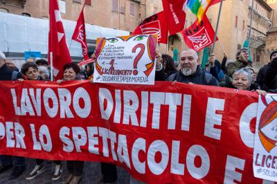 MANIFESTAZIONE CONTRO LICENZIAMENTO MORENA MORELLI