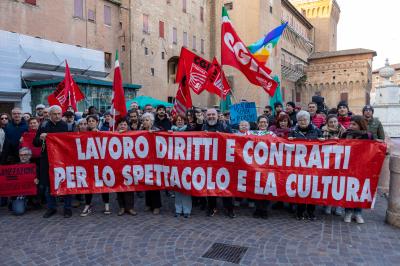 MANIFESTAZIONE CONTRO LICENZIAMENTO MORENA MORELLI