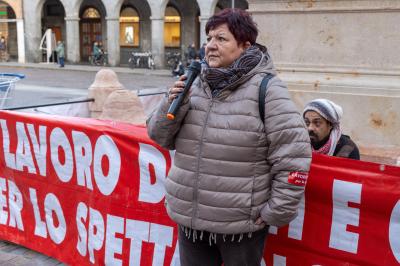 MANIFESTAZIONE CONTRO LICENZIAMENTO MORENA MORELLI