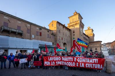 MANIFESTAZIONE CONTRO LICENZIAMENTO MORENA MORELLI