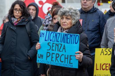 MANIFESTAZIONE CONTRO LICENZIAMENTO MORENA MORELLI