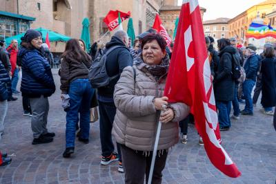 MANIFESTAZIONE CONTRO LICENZIAMENTO MORENA MORELLI