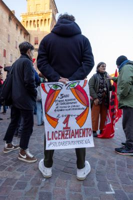 MANIFESTAZIONE CONTRO LICENZIAMENTO MORENA MORELLI